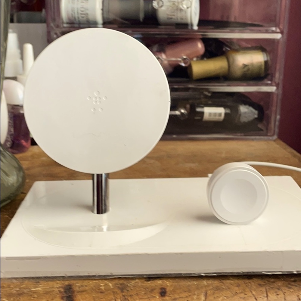 BELKIN 3 in 1 wireless charger